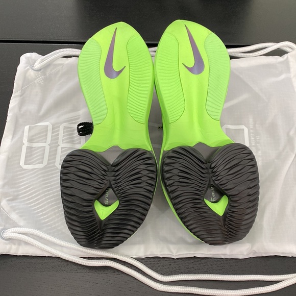 Nike Women’s Air Zoom Alphafly Next% Running Shoe - 8 - Picture 8 of 15